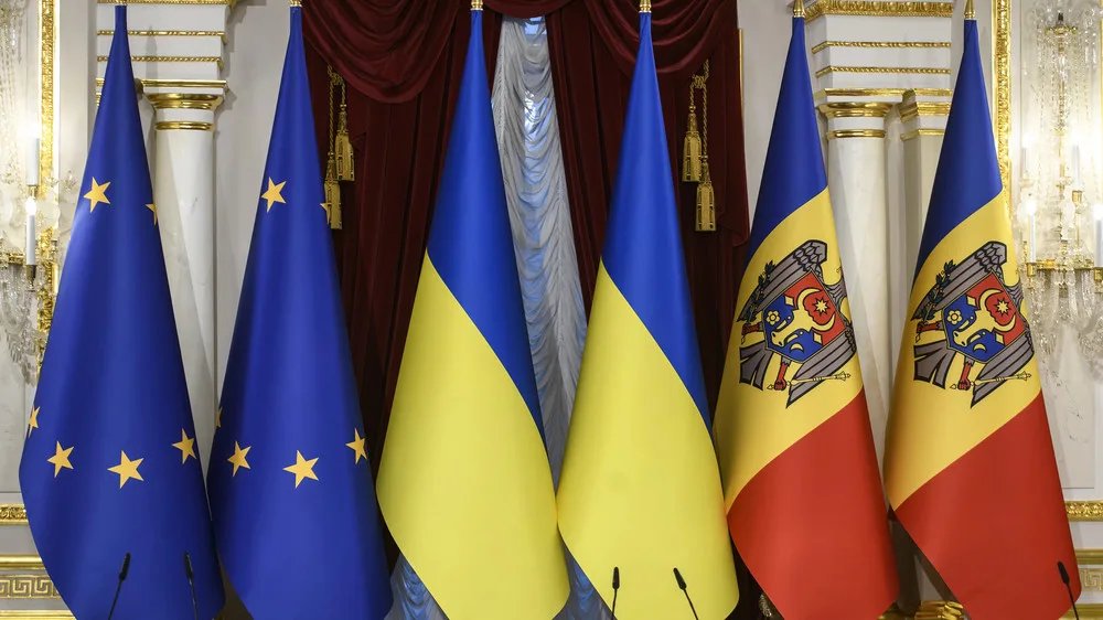 ЕС начнет переговоры о вступлении с Украиной и Молдовой 15 июня