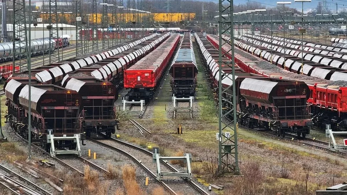 Китай удвоил число грузовых поездов в Центральную Азию через Хоргос