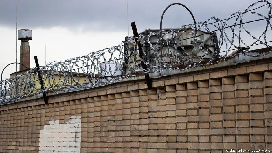 Госдума разрешила вербовать в ВС РФ осужденных за бандитизм и наркоторговлю