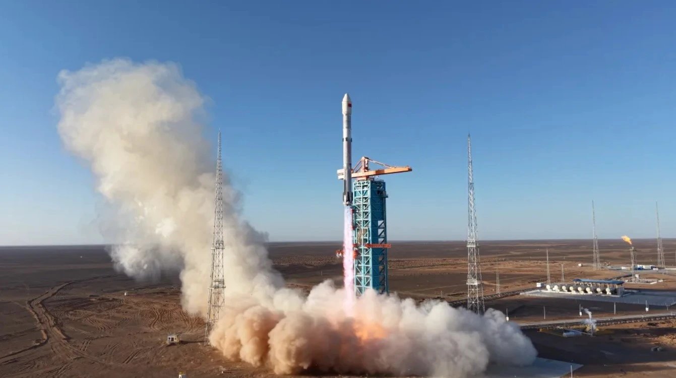 LandSpace впервые в Китае посадила на площадку первую ступень ракеты «Чжуцюэ-3» после второго запуска