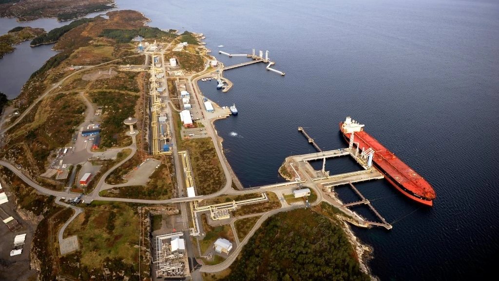 Добыча нефти в Норвегии в июле снизилась на 195 тыс. баррелей в сутки