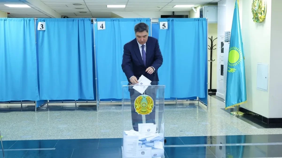 Казахстан открыл 79 избирательных участков в 61 стране для выборов в Курултай