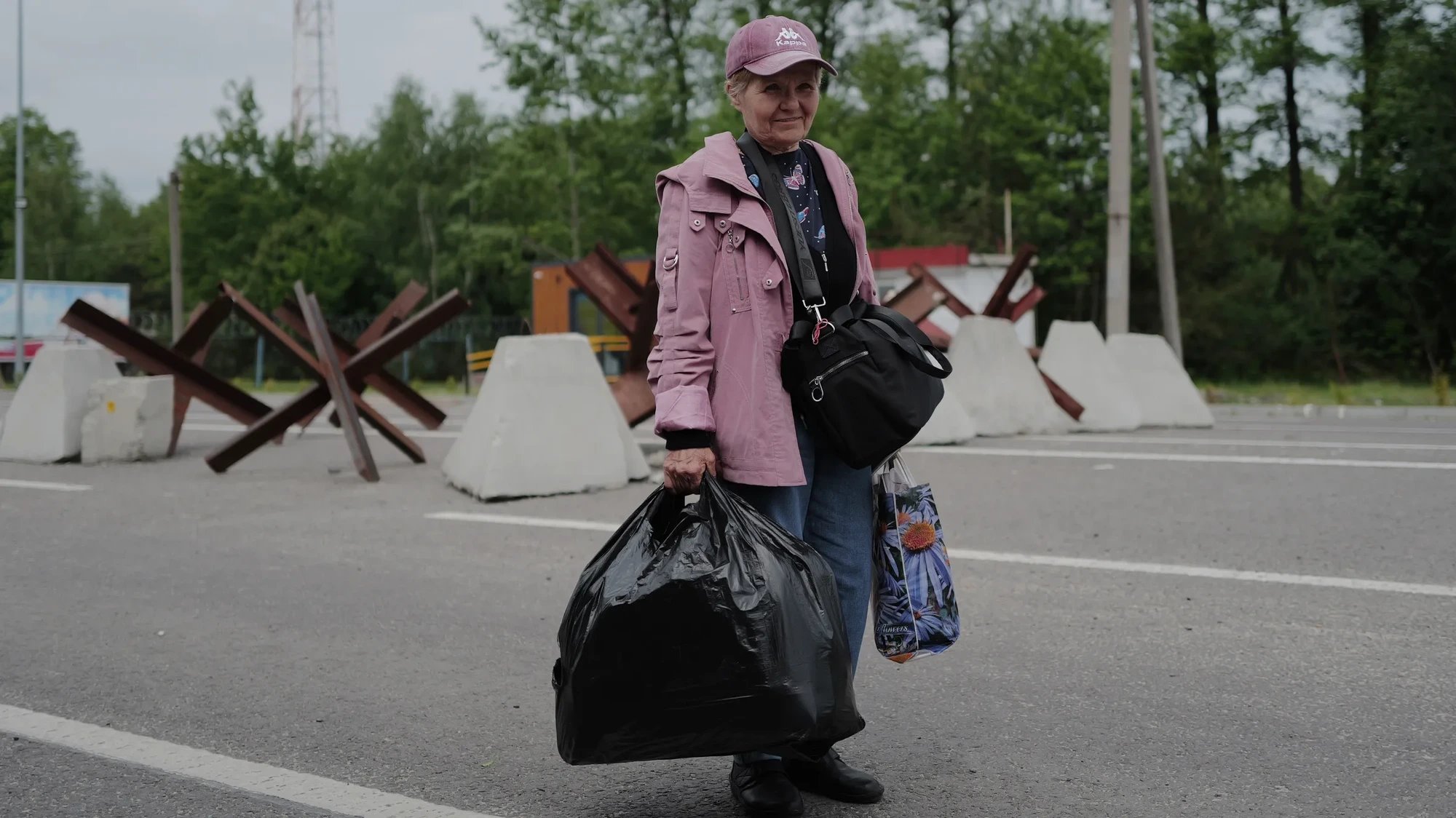 Россия повышает пошлину за выход из гражданства до $1200, заявители за рубежом сталкиваются с задержками
