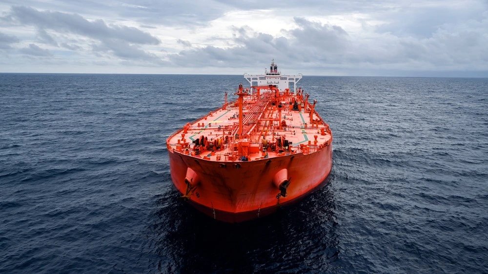 Черный список танкеров Ирана ужесточает правила перевозки нефти в Персидском заливе