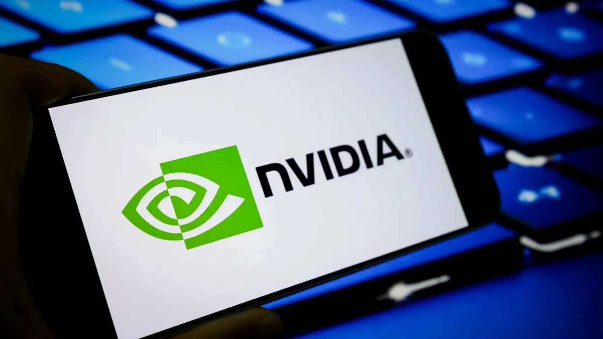 Выручка Nvidia от сетевых решений приближается к $17 млрд на фоне роста ИИ-ЦОДов