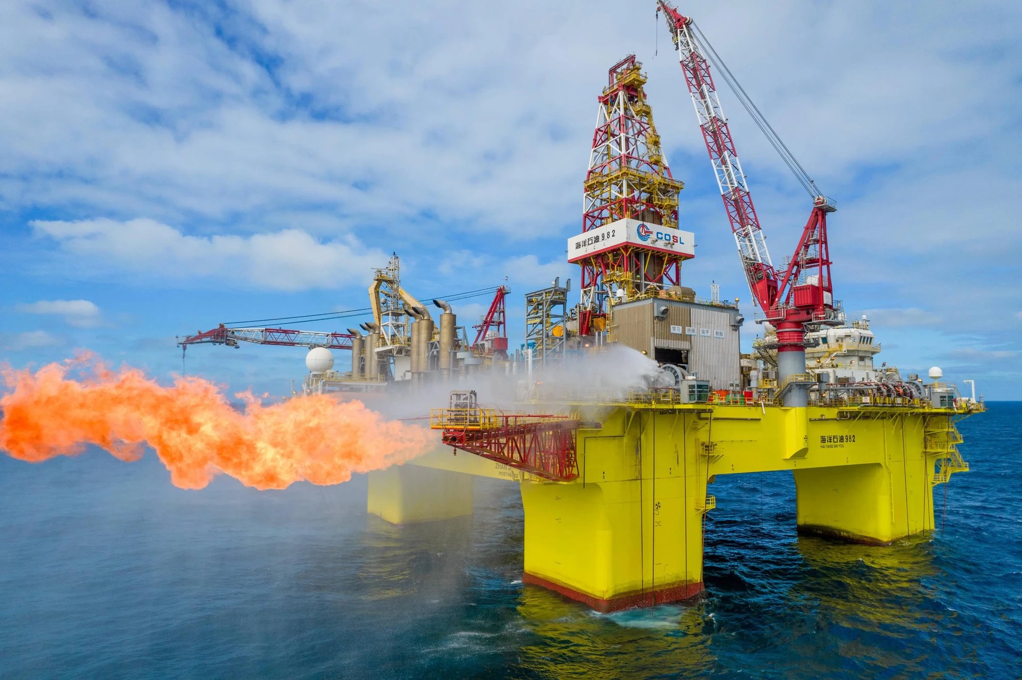 «Узбекнефтегаз» усиливает контроль над совместными предприятиями после снижения добычи
