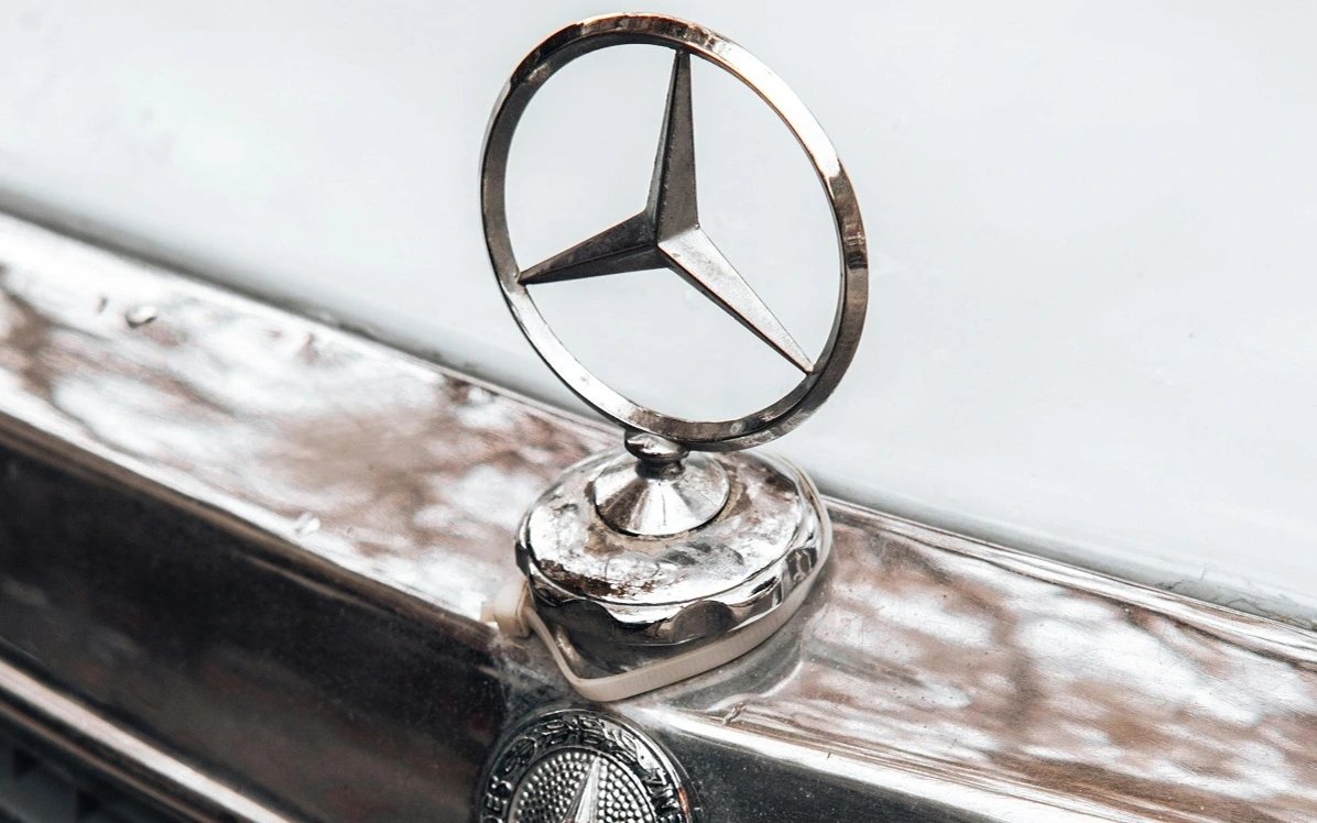Mercedes-Benz предупреждает о возможном закрытии заводов в Германии без сокращения расходов
