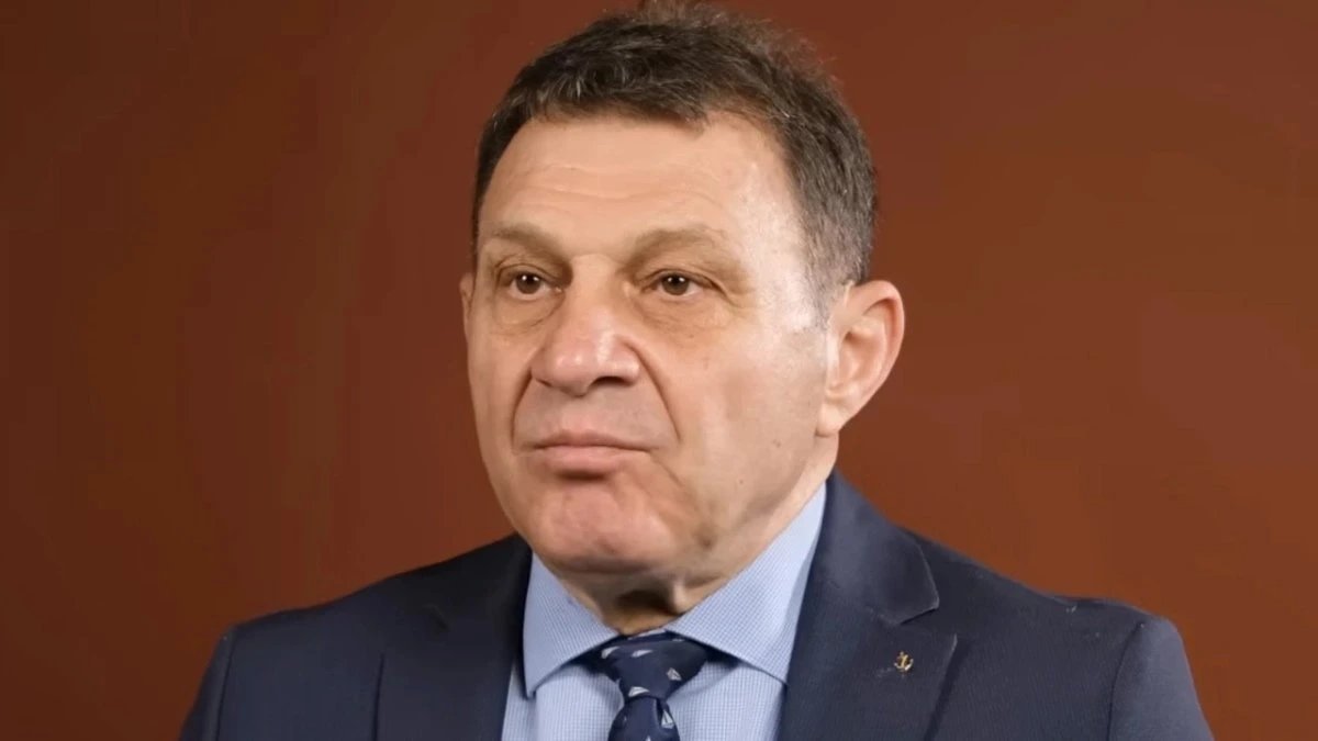 Отставной турецкий адмирал Тюркер Эртюрк арестован за 36-секундный комментарий
