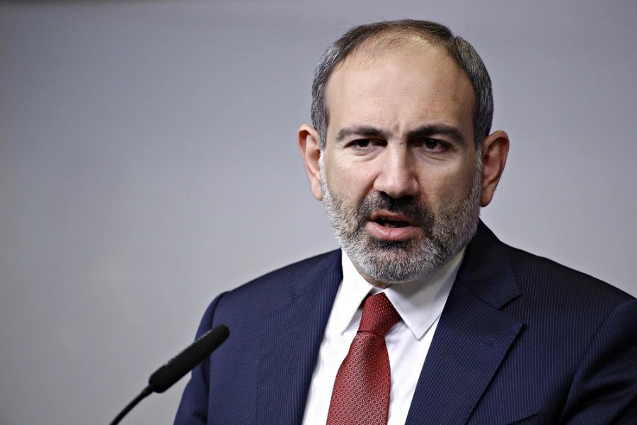 Премьер Армении Пашинян подал в отставку после начала работы нового парламента