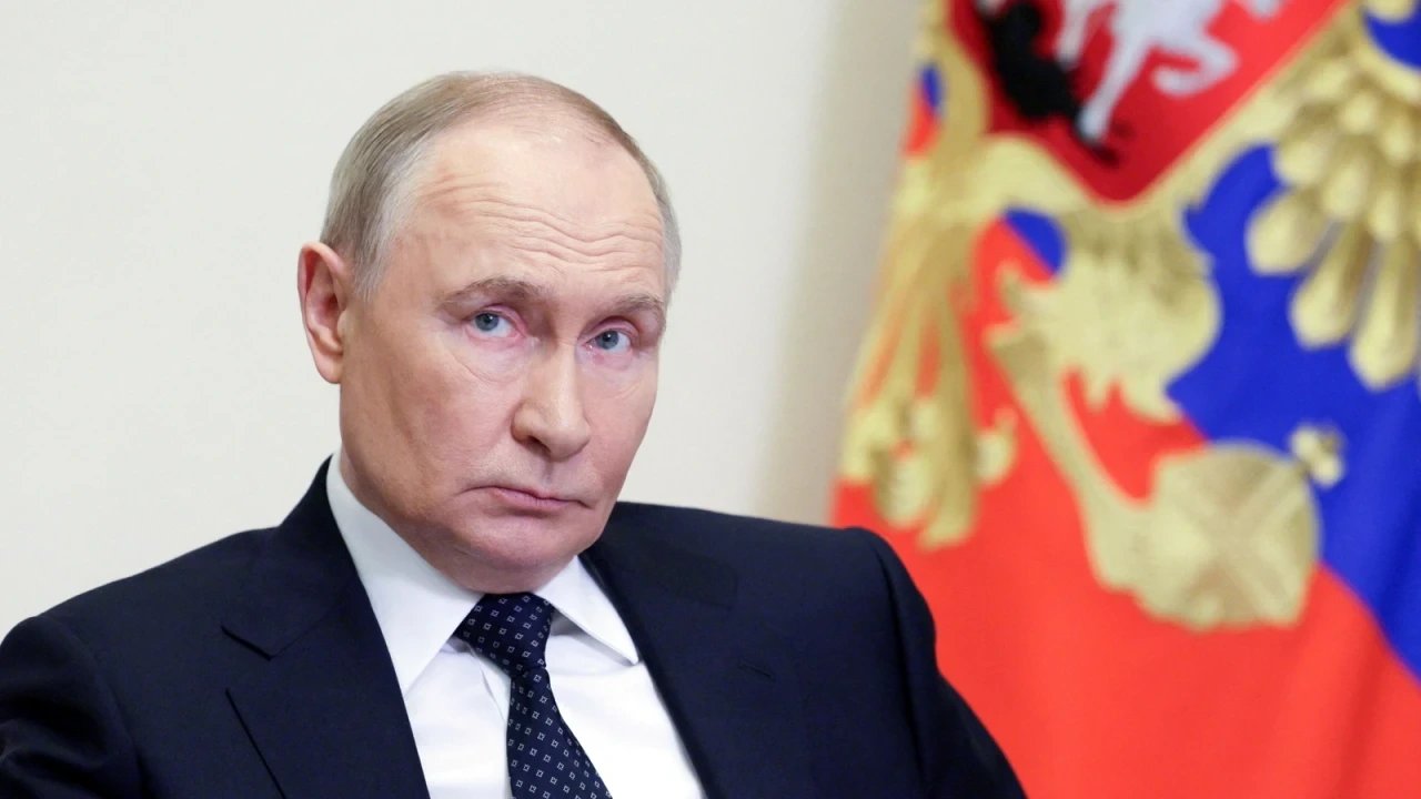Путин пригрозил захватом судов ЕС в ответ на конфискацию российских кораблей
