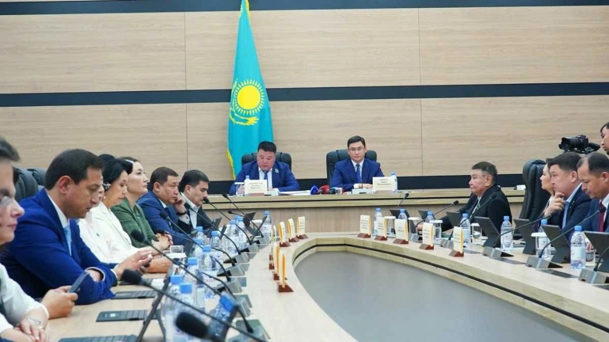 Маслихат Шымкента увеличил бюджет города до 893 млрд тенге