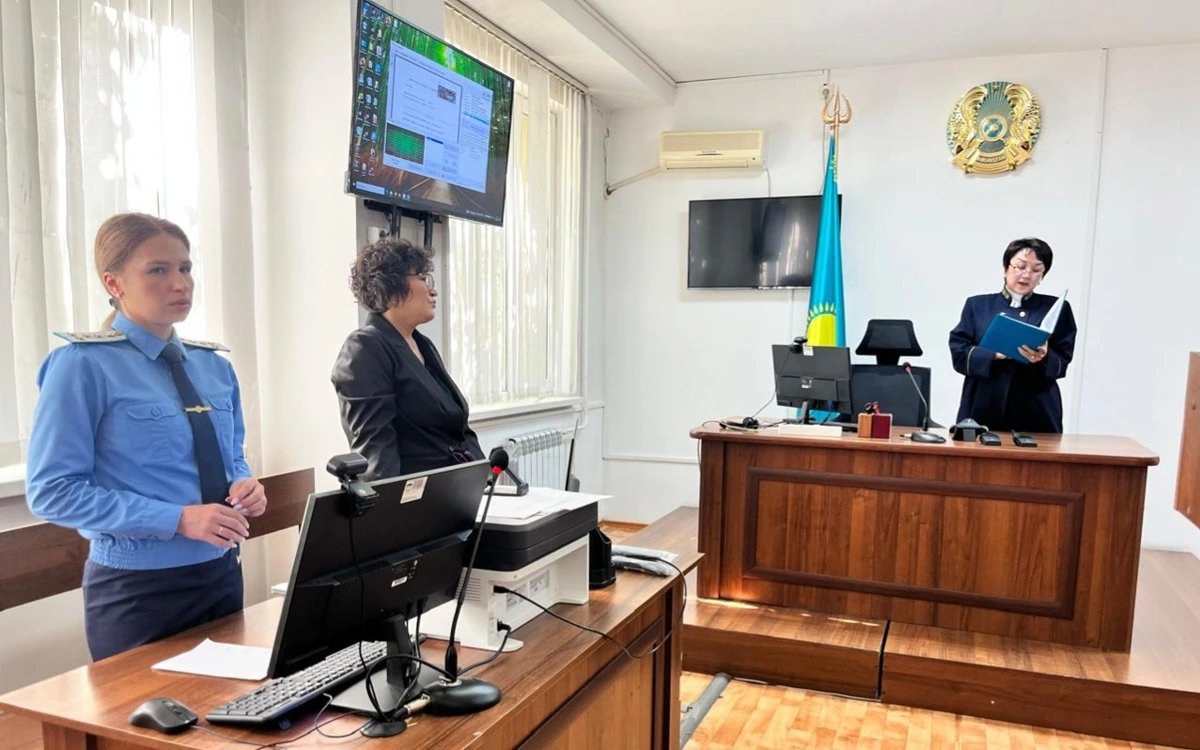 Суд в Павлодаре приговорил пятерых женщин к пяти годам по делу о фиктивном трудоустройстве беременных